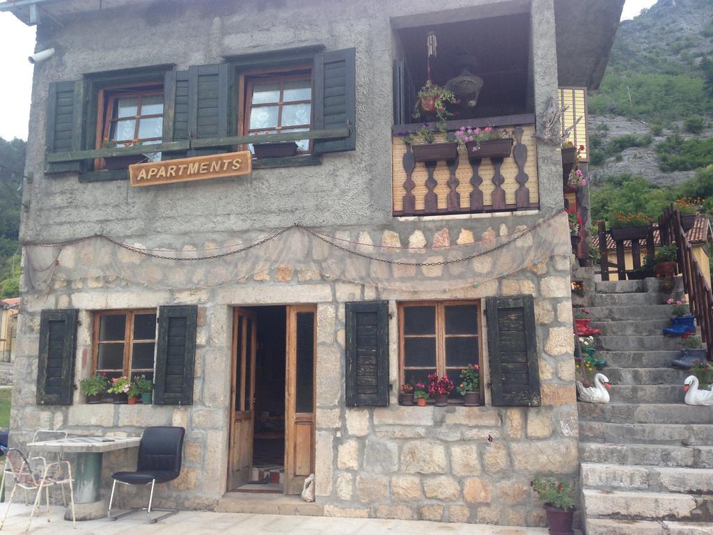 Apartment Jovicevic Rijeka Crnojevica Bilik gambar